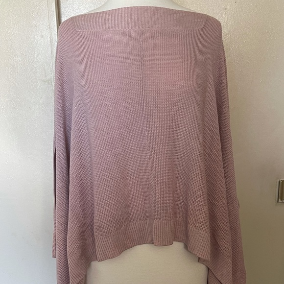 lululemon flow forward poncho - Picture 3 of 5